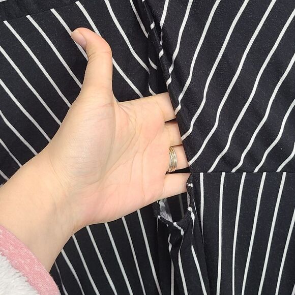 LOFT Black Striped Women's Dress Size 6 - Picture 5 of 5